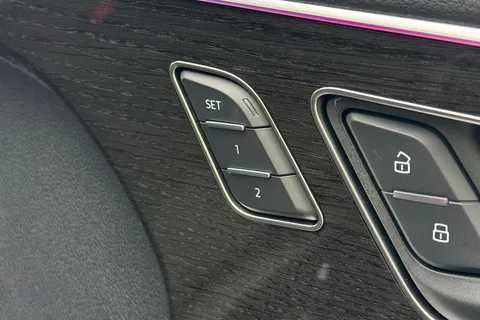  Audi SQ8 4.0 TFSI V8 Black Edition Tiptronic quattro Euro 6 (s/s) 5dr Thumbnail #30