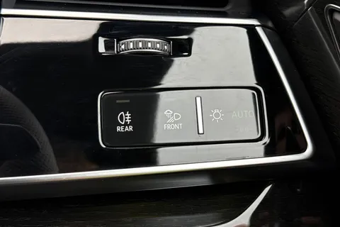  Audi SQ8 4.0 TFSI V8 Black Edition Tiptronic quattro Euro 6 (s/s) 5dr Thumbnail #33