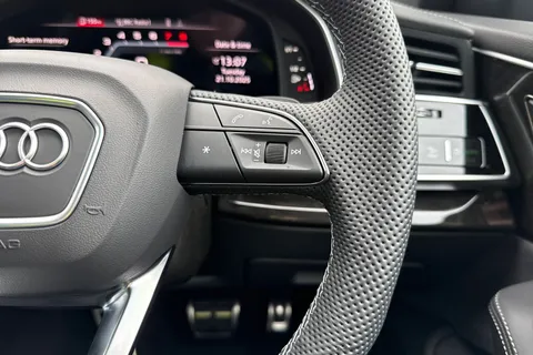  Audi SQ8 4.0 TFSI V8 Black Edition Tiptronic quattro Euro 6 (s/s) 5dr Thumbnail #38