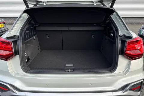 WN74VMM Audi Q2 S line 35 TFSI 150 PS 6-speed Thumbnail #7