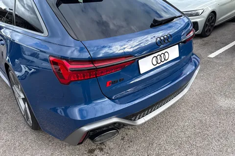 Audi RS 6 Avant 4.0 TFSI V8 Performance Tiptronic quattro Euro 6 (s/s) 5dr Thumbnail #8