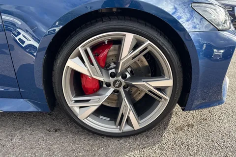 Audi RS 6 Avant 4.0 TFSI V8 Performance Tiptronic quattro Euro 6 (s/s) 5dr Thumbnail #10