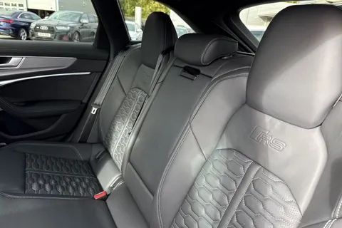 Audi RS 6 Avant 4.0 TFSI V8 Performance Tiptronic quattro Euro 6 (s/s) 5dr Thumbnail #19