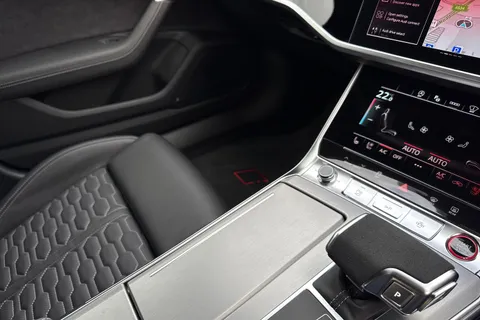 Audi RS 6 Avant 4.0 TFSI V8 Performance Tiptronic quattro Euro 6 (s/s) 5dr Thumbnail #20