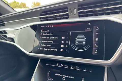 Audi RS 6 Avant 4.0 TFSI V8 Performance Tiptronic quattro Euro 6 (s/s) 5dr Thumbnail #50