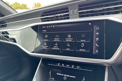 Audi RS 6 Avant 4.0 TFSI V8 Performance Tiptronic quattro Euro 6 (s/s) 5dr Thumbnail #53