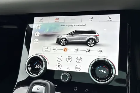 22 of 45 for LAND ROVER RANGE ROVER EVOQUE 2.0 D180 First Edition 5dr Auto