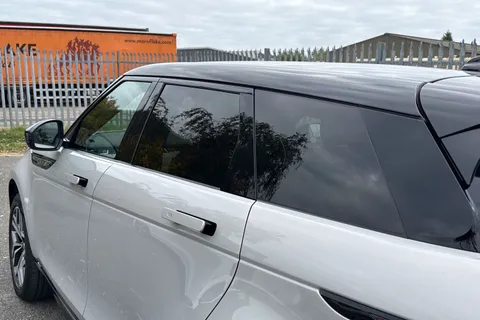 25 of 45 for LAND ROVER RANGE ROVER EVOQUE 2.0 D180 First Edition 5dr Auto