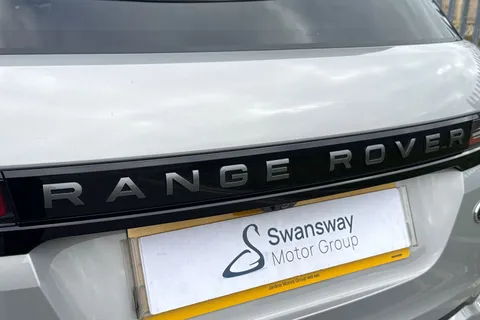 29 of 45 for LAND ROVER RANGE ROVER EVOQUE 2.0 D180 First Edition 5dr Auto