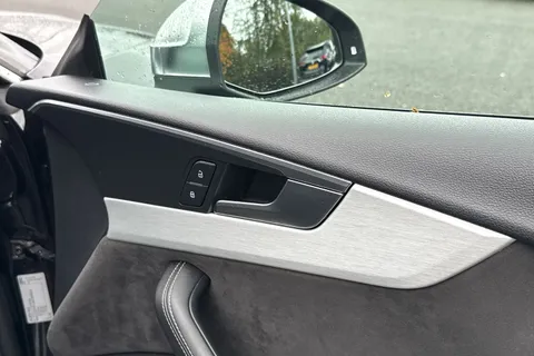 YH67XWF Audi S5 3.0 TFSI V6 Sportback Tiptronic quattro Euro 6 (s/s) 5dr Thumbnail #39