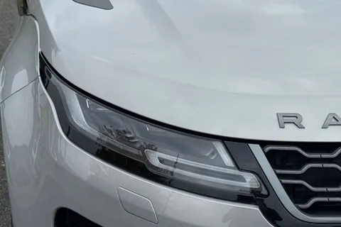 41 of 45 for LAND ROVER RANGE ROVER EVOQUE 2.0 D180 First Edition 5dr Auto