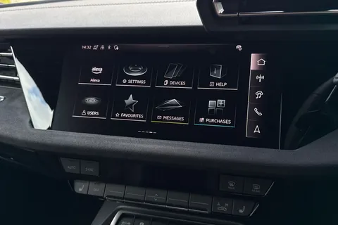 38 of 66 for Audi S3 2.0 TFSI Black Edition Sportback S Tronic quattro Euro 6 (s/s) 5dr