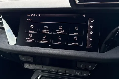 39 of 66 for Audi S3 2.0 TFSI Black Edition Sportback S Tronic quattro Euro 6 (s/s) 5dr