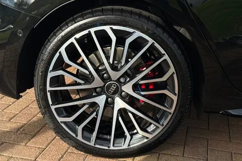 BV74DVG Audi S3 Black Edition TFSI 333 PS S tronic Thumbnail #10