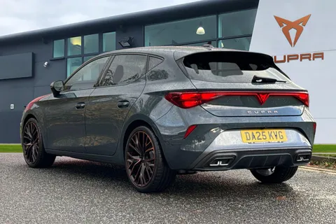DA25KVG CUPRA Leon 1.5 eTSI V3 DSG Euro 6 (s/s) 5dr Thumbnail #3
