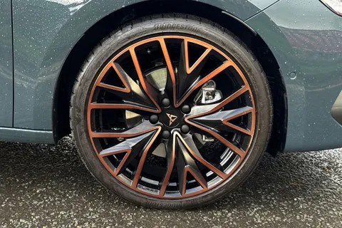 DA25KVG CUPRA Leon 1.5 eTSI V3 DSG Euro 6 (s/s) 5dr Thumbnail #10