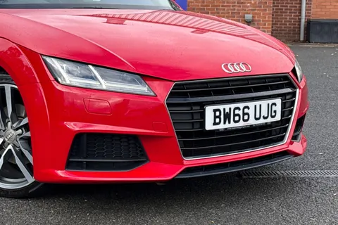 BW66UJG Audi TT 2.0 TDI ultra S line Euro 6 (s/s) 3dr Thumbnail #9