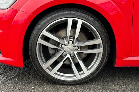 13 of 48 for AUDI TT 2.0 TDI Ultra S Line 2dr