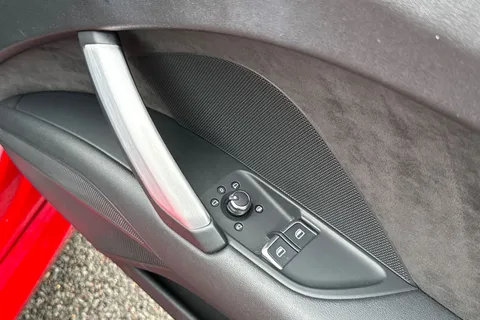 21 of 48 for AUDI TT 2.0 TDI Ultra S Line 2dr