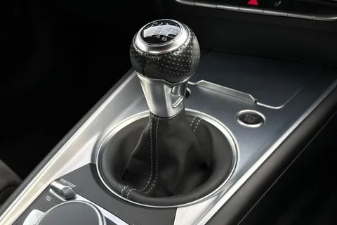 23 of 48 for AUDI TT 2.0 TDI Ultra S Line 2dr