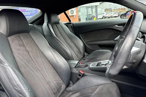 24 of 48 for AUDI TT 2.0 TDI Ultra S Line 2dr