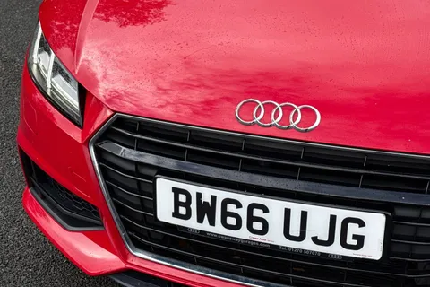 26 of 48 for AUDI TT 2.0 TDI Ultra S Line 2dr