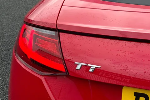 33 of 48 for AUDI TT 2.0 TDI Ultra S Line 2dr