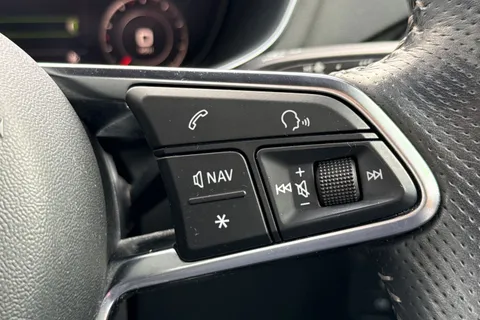 38 of 48 for AUDI TT 2.0 TDI Ultra S Line 2dr