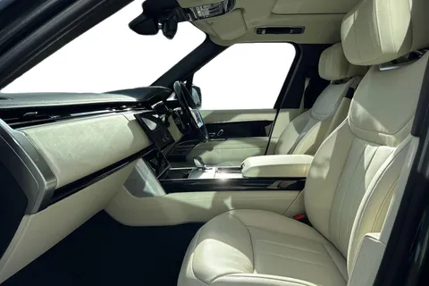 Land Rover Range Rover 3.0 P460e 38.2kWh Autobiography Auto 4WD Euro 6 (s/s) 5dr Thumbnail #4