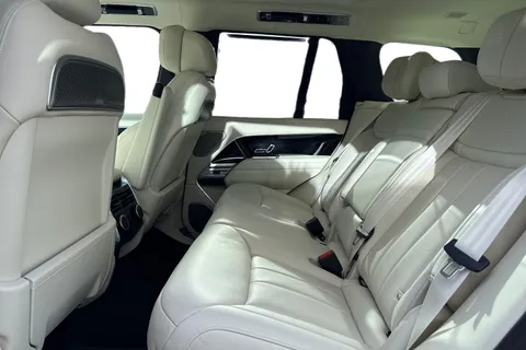 Land Rover Range Rover 3.0 P460e 38.2kWh Autobiography Auto 4WD Euro 6 (s/s) 5dr Thumbnail #5