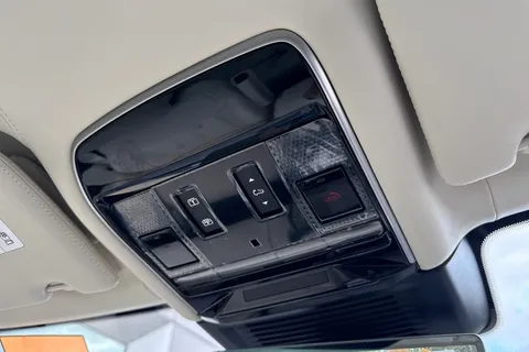 Land Rover Range Rover 3.0 P460e 38.2kWh Autobiography Auto 4WD Euro 6 (s/s) 5dr Thumbnail #59