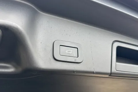 KM24LFK Land Rover Range Rover Evoque 2.0 D200 Dynamic HSE 5dr Thumbnail #36