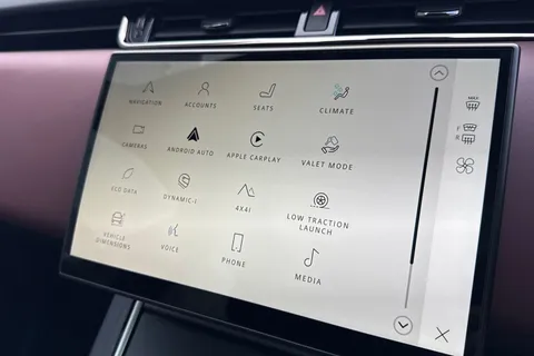 KM24LFK Land Rover Range Rover Evoque 2.0 D200 Dynamic HSE 5dr Thumbnail #45