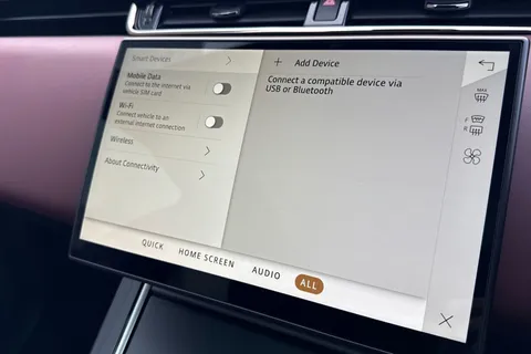 KM24LFK Land Rover Range Rover Evoque 2.0 D200 Dynamic HSE 5dr Thumbnail #46