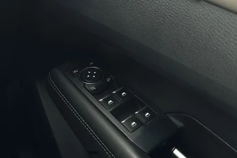 42 of 60 for VOLKSWAGEN AMAROK D/Cab Pick Up Style 2.0 TDI 205 4MOTION Auto