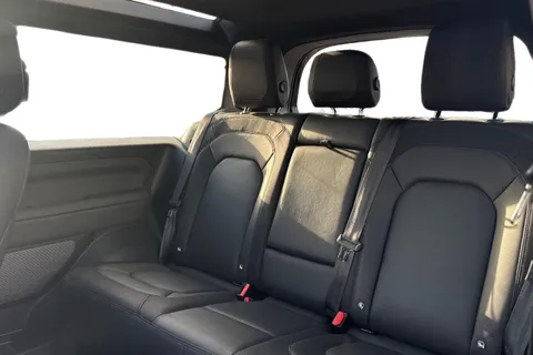 BM23LDK Land Rover Defender 90 3.0 D250 90 X-Dynamic HSE 3dr Thumbnail #5