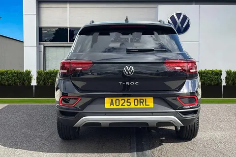 AO25ORL Volkswagen T-Roc 1.5 TSI Match 5dr Thumbnail #7