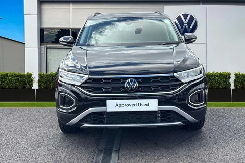 AO25ORL Volkswagen T-Roc 1.5 TSI Match 5dr Thumbnail #8