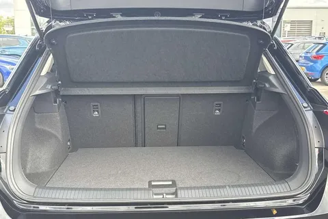 AO25ORL Volkswagen T-Roc 1.5 TSI Match 5dr Thumbnail #9