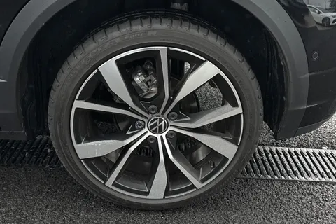 MW25XAB Volkswagen T-Roc 1.5 TSI R-Line 5dr DSG **19' MISANO ALLOYS, REAR CAM** Thumbnail #8