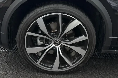 MW25XAB Volkswagen T-Roc 1.5 TSI R-Line 5dr DSG **19' MISANO ALLOYS, REAR CAM** Thumbnail #23
