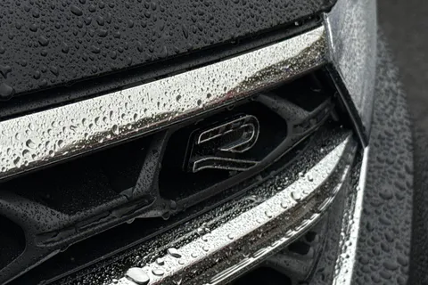 MW25XAB Volkswagen T-Roc 1.5 TSI R-Line 5dr DSG **19' MISANO ALLOYS, REAR CAM** Thumbnail #31