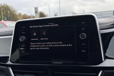 MW25XAB Volkswagen T-Roc 1.5 TSI R-Line 5dr DSG **19' MISANO ALLOYS, REAR CAM** Thumbnail #43