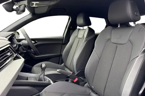  Audi A1 1.0 TFSI 30 S line Sportback Euro 6 (s/s) 5dr Thumbnail #16