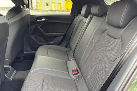  Audi A1 1.0 TFSI 30 S line Sportback Euro 6 (s/s) 5dr Thumbnail #19