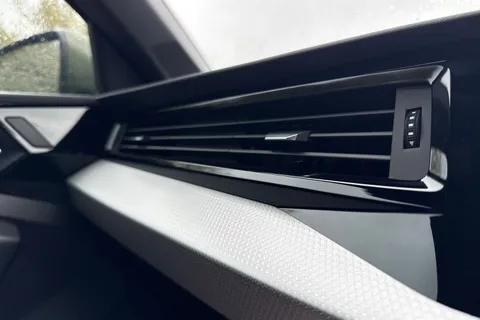  Audi A1 1.0 TFSI 30 S line Sportback Euro 6 (s/s) 5dr Thumbnail #25