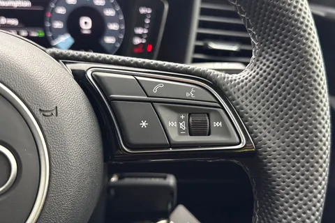  Audi A1 1.0 TFSI 30 S line Sportback Euro 6 (s/s) 5dr Thumbnail #29