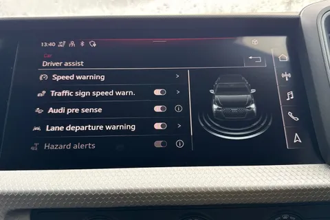  Audi A1 1.0 TFSI 30 S line Sportback Euro 6 (s/s) 5dr Thumbnail #45