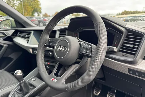  Audi A1 1.0 TFSI 30 S line Sportback Euro 6 (s/s) 5dr Thumbnail #61