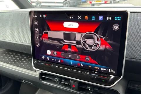 CX75KHD Volkswagen Id. Buzz Cargo Pro 79kWh Commerce Panel Van 5dr Electric Auto (286 ps) Thumbnail #22